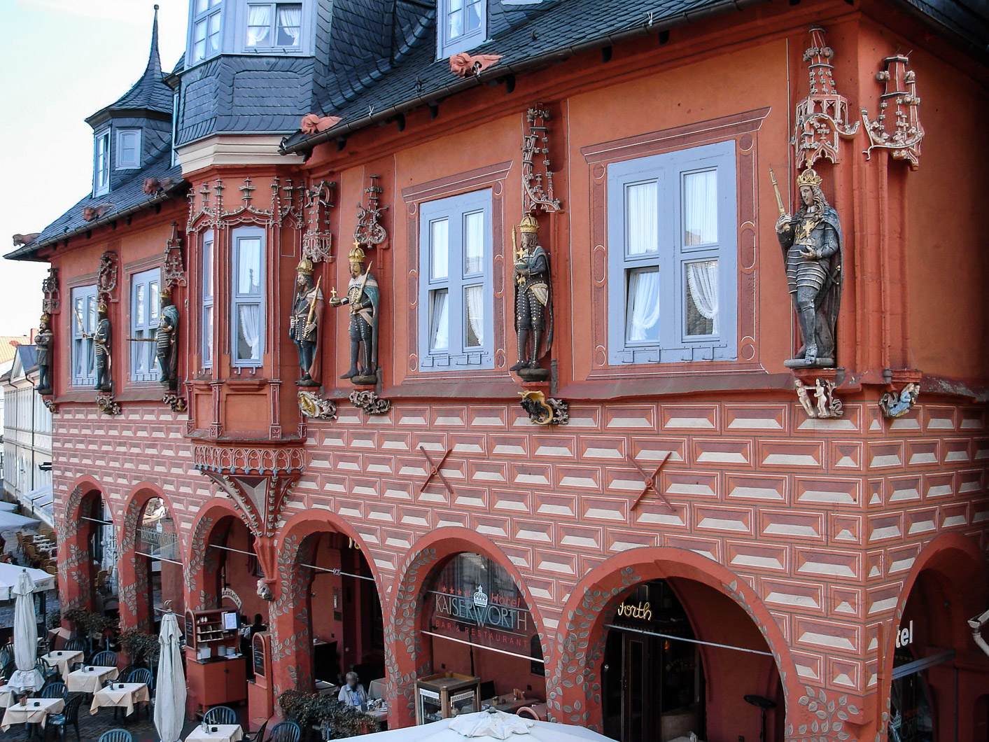 20061010 143734 Kaiserworth   Gildehaus der Kaufherren (1494)